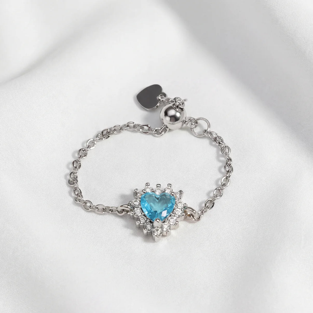 ALURA™ Heart Chain Ring
