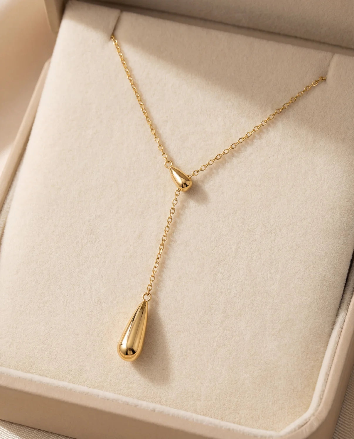 Alura™ Minimalist Layering Necklace