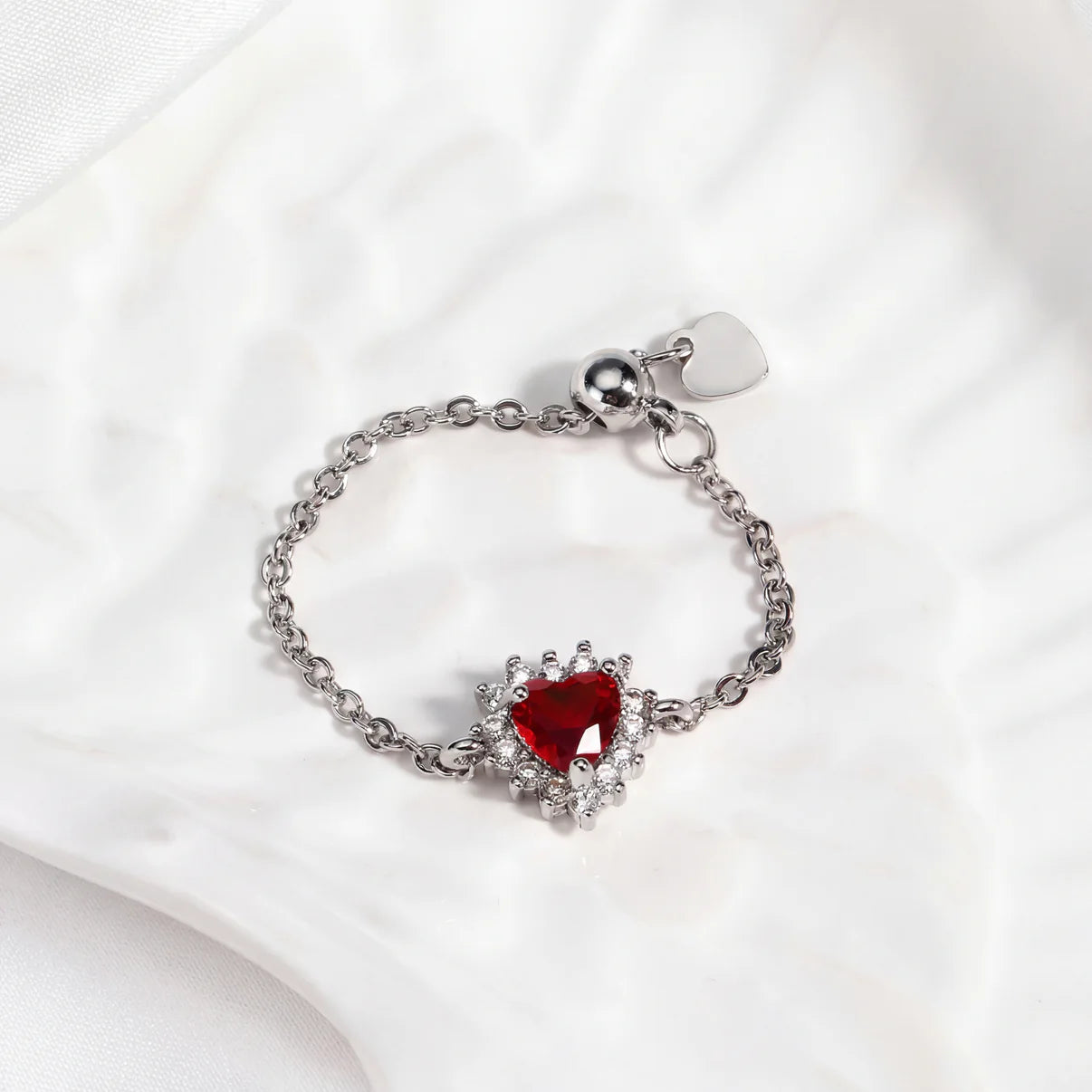 ALURA™ Heart Chain Ring